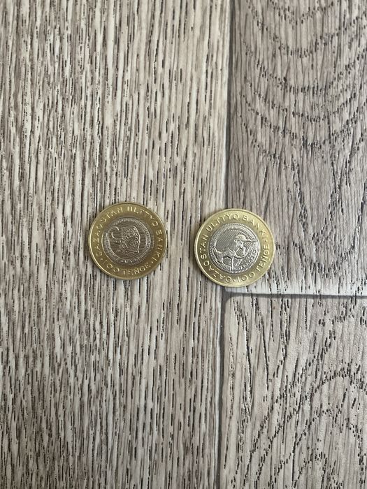 Продаю монеты ..