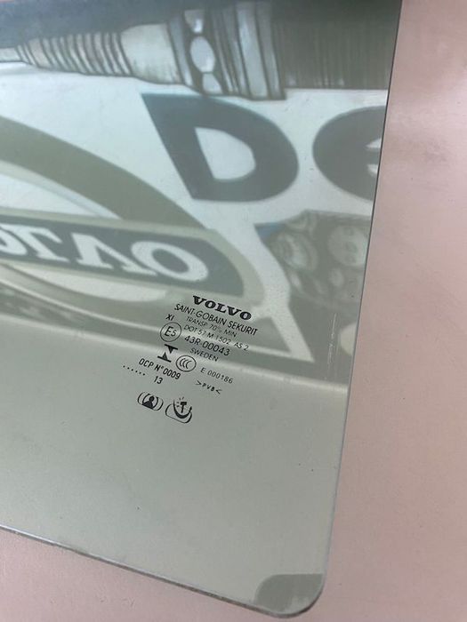 Geam duplex dublu laminat stanga spate Volvo V60 D6 HYBRID 2014+ 31335330 31385422