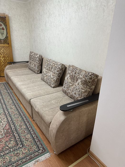 Диван в хорошем состоянии