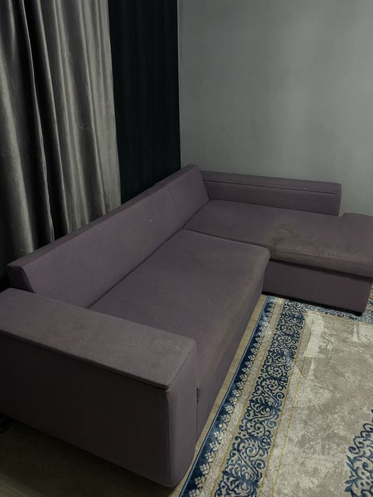 Продаю угловой диван