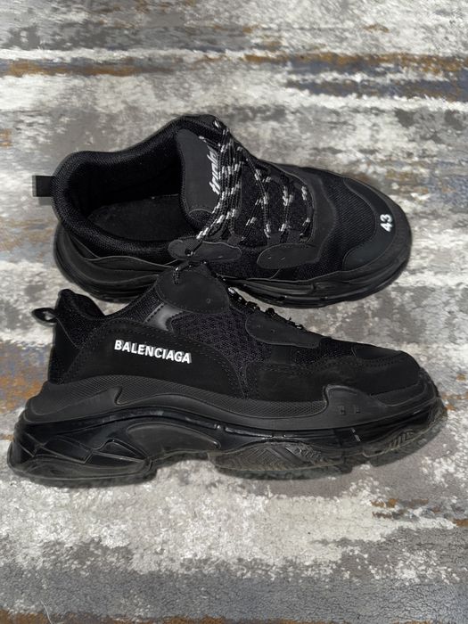 Balenciaga triple s