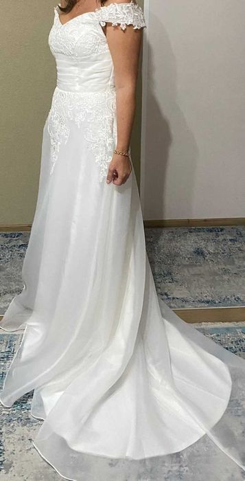 Rochie de mireasa model imperial, organza