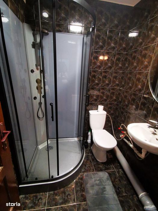 Apartament 3 camere în zona ZORILOR