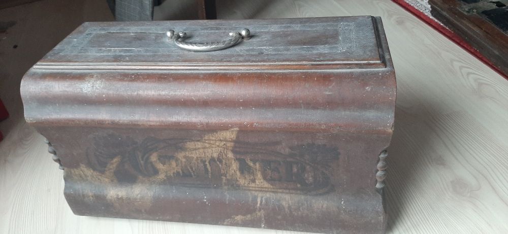 Masina de cusut manuala Gritzner