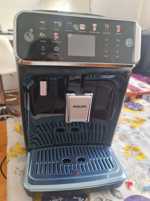 Espressor automat Philips  seria 5500