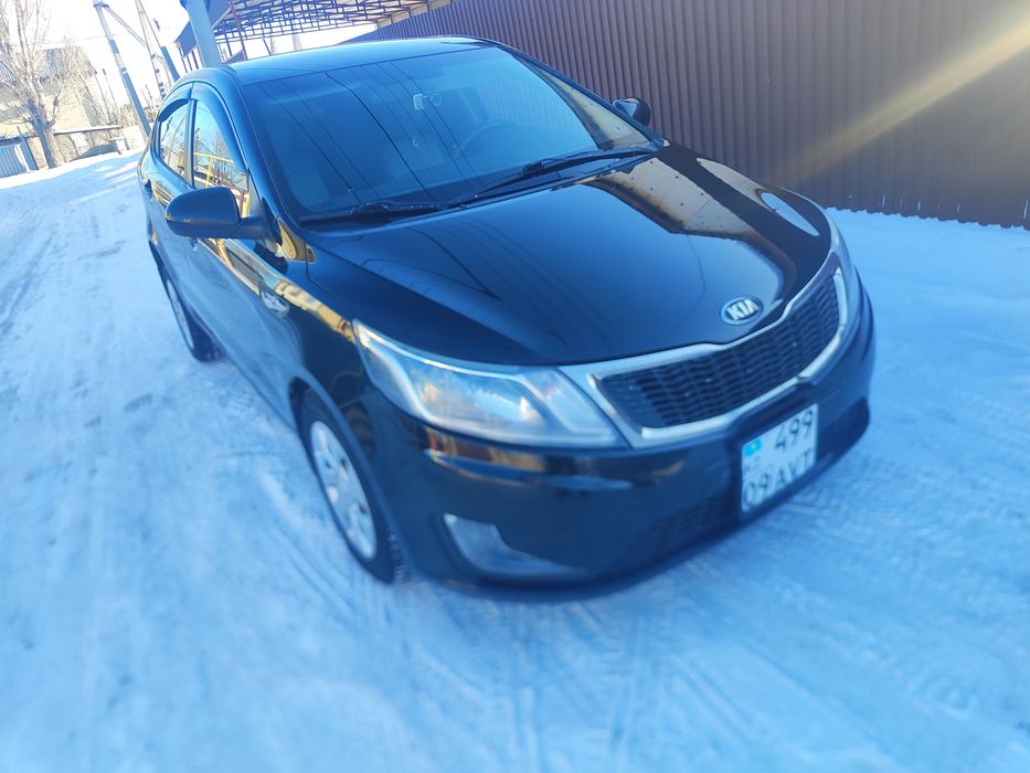 Кия Рио а́кпп в хорошем состоянии