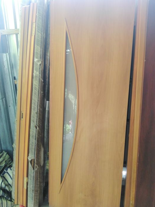 Продаю двери недорого