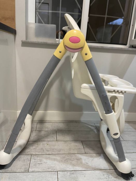 Продам стульчик для кормления