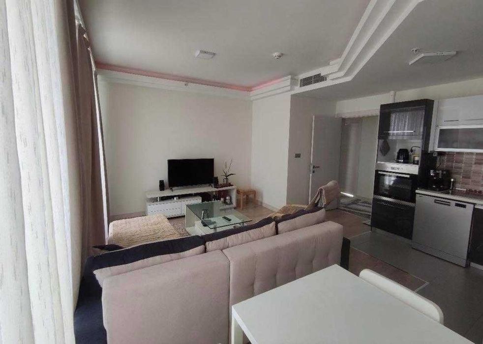 Дава се под наем Двустаен апартамент в Бургас, Изгрев - 63 кв.м за 204 € - Снимка #3