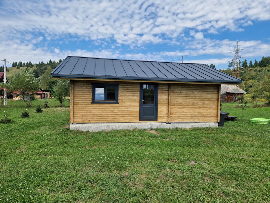 Case de grădină, de vacanță și de locuit din lemn de înaltă calitate.