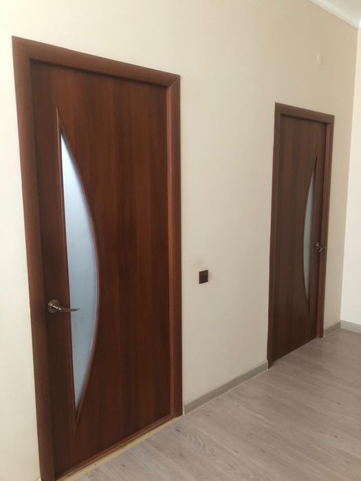 Продаются двери б/у замовывоз