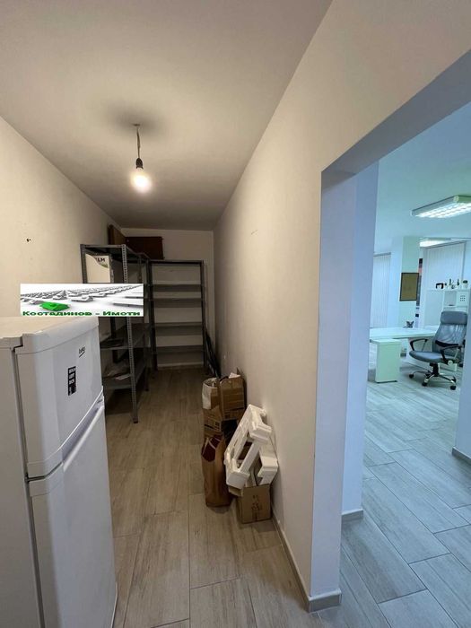 Дава се под наем Офис в Пловдив, Съдийски - 80 кв.м за 598.23 € - Снимка #4