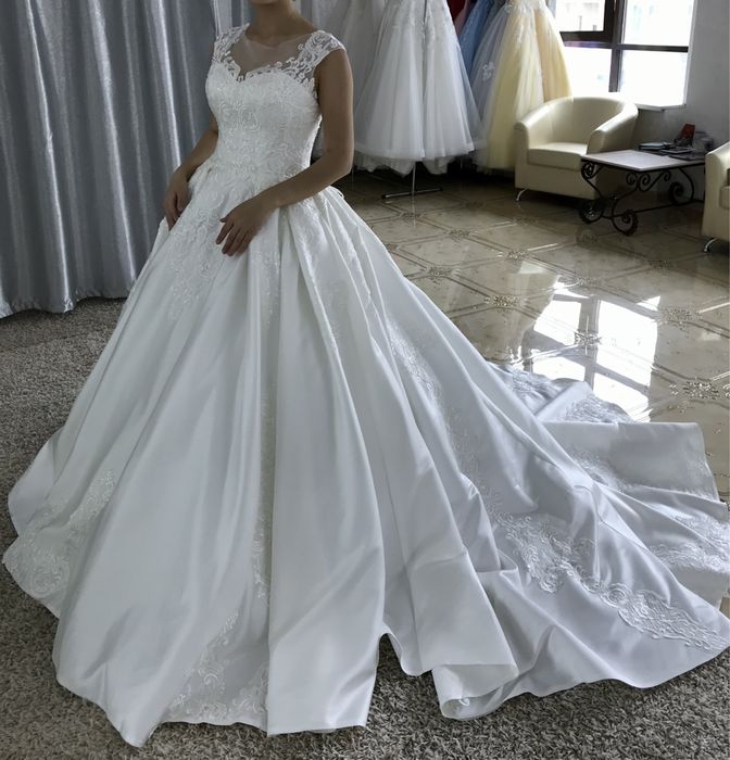 Продам свадебное платье