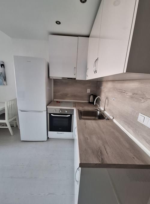 Дава се под наем Едностаен апартамент в София, Лагера - 35 кв.м за 450 € - Снимка #1