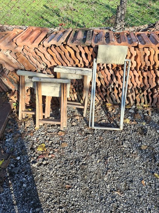 Дървени згъваеми столчета подходящи за пикник,риболов и къмпинг.