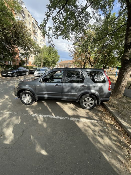 Vand sau schimb honda crv 2.2dizel 4x4