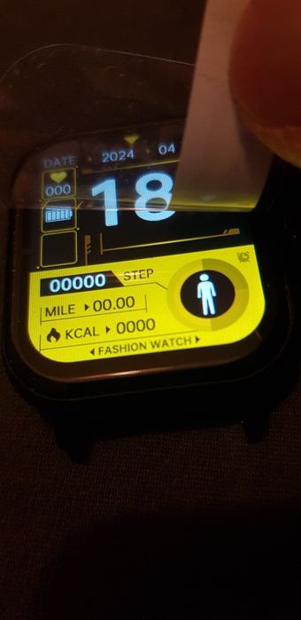 Нов смарт часовник