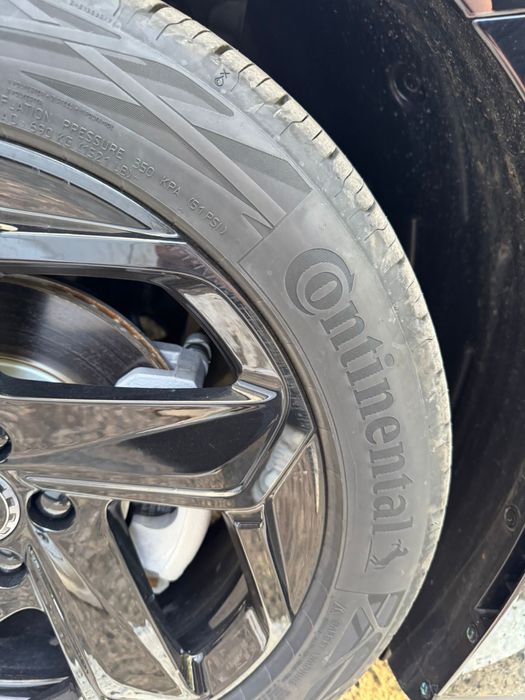 Anvelope Vara Continental 225/50/r18 Noi