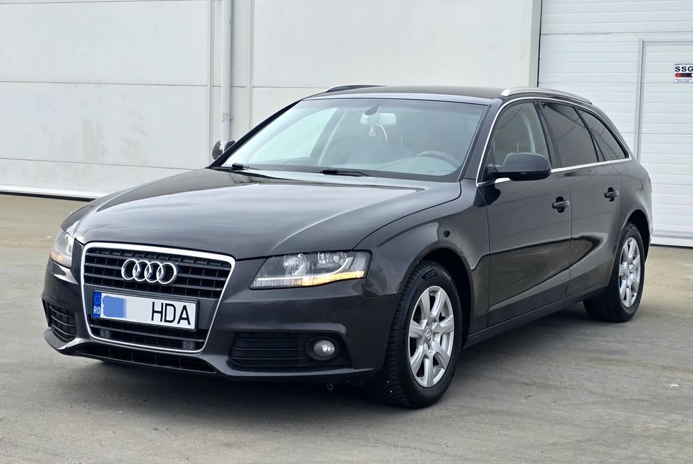 Aud i A4  2.0 TDi  Automat  2010