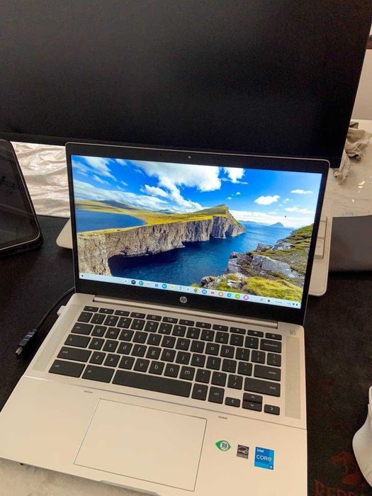 HP Chromebook Intel Core i5-1145G7, 4 yadro/8 oqim, 4.4GHz