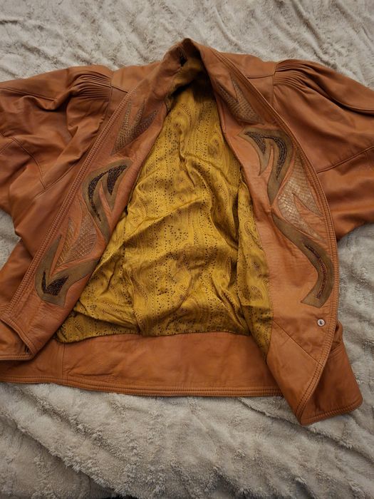 Jachetă și fustă piele vintage