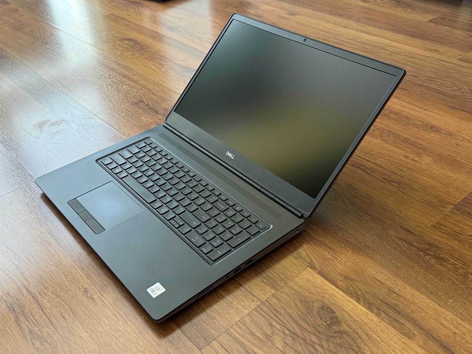 17.3' FHD i7-10850H DELL Precision 7750 32GB DDR4/512GB/RTX 5000 16GB