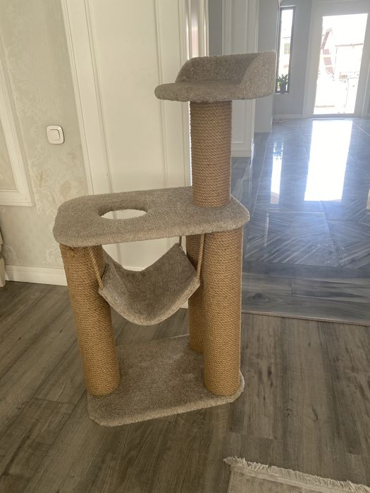 Продам домик для кошек