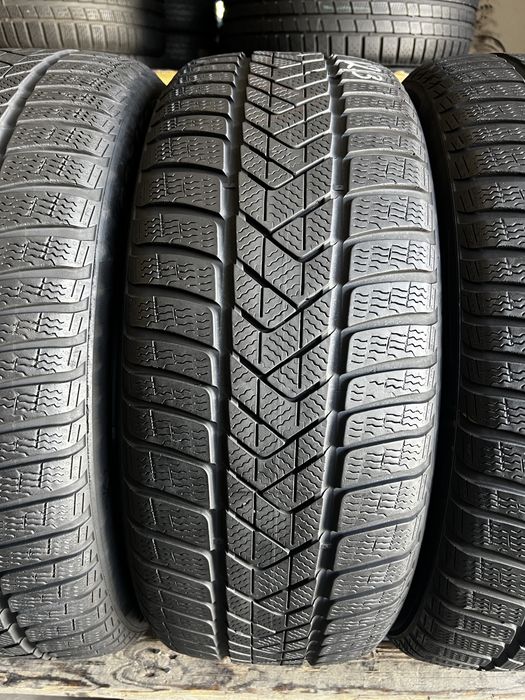 4 anvelope iarna 235/50/19 , Pirelli , MO , DOT 2023 , 6 mm !
