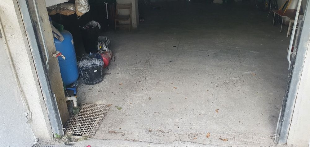 VAND Garaj cu 2/4 locuri de masina Inel 2/Allegria/Academia Naval