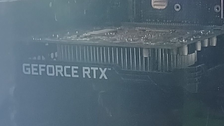 Rtx 3050 продаю срочно