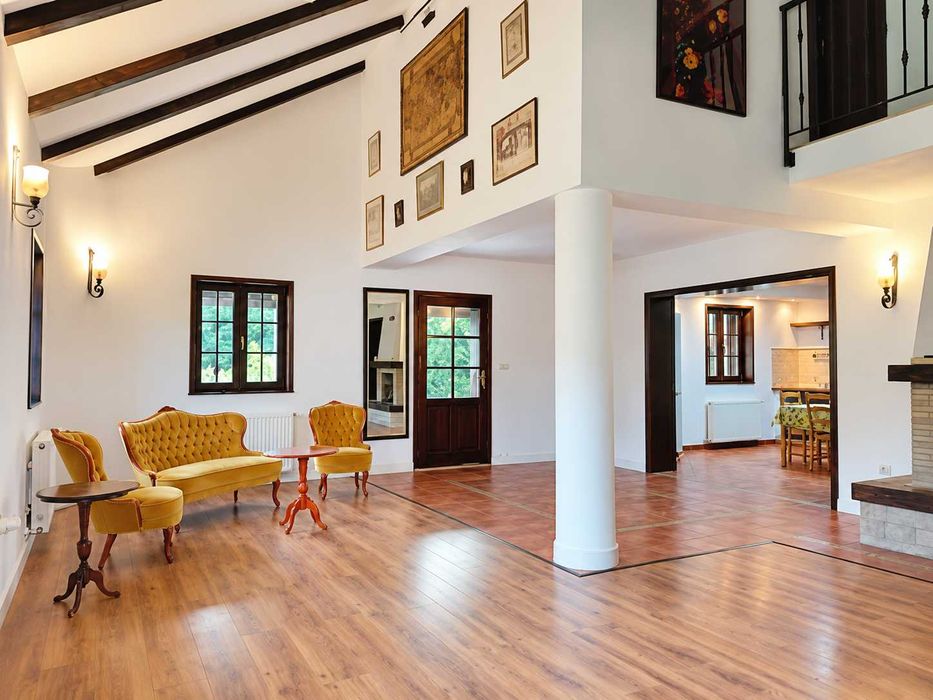 Proprietar inchriez casa In Sanmihaiu Roman| Fotovoltaice 6kw | 4 dormitoare | gradina tip oază de verdeață