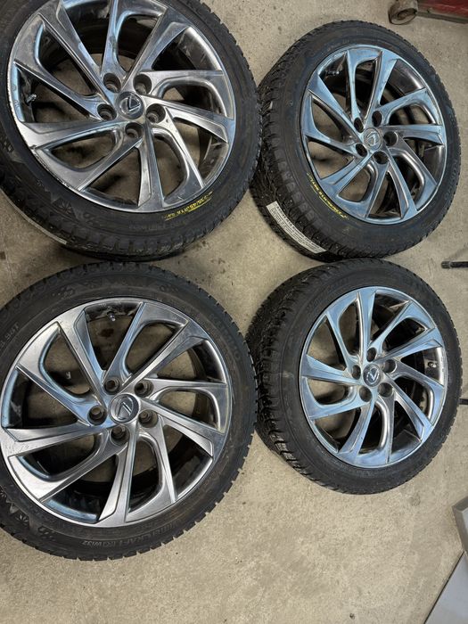 Продам камплект диски + шины