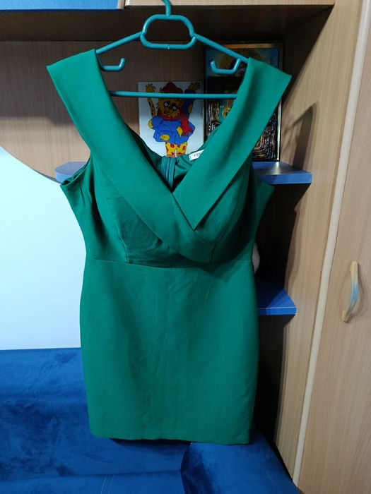Rochie verde de seară