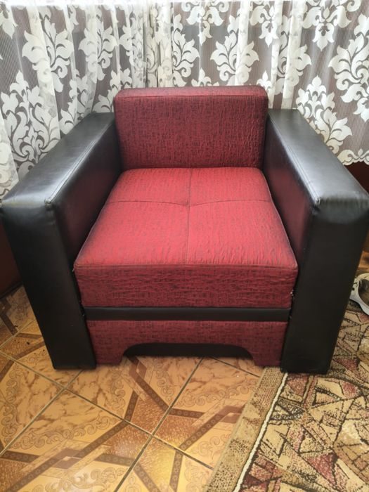Spre vanzare 3 fotolii