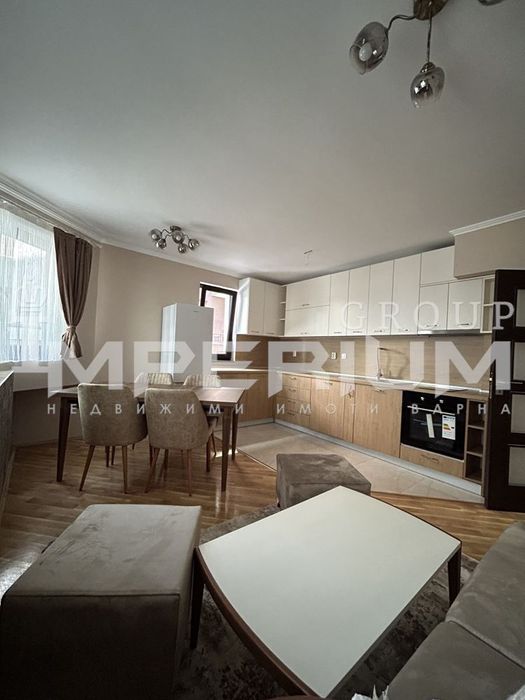 Дава се под наем Тристаен апартамент в Варна, Лятно кино Тракия - 100 кв.м за 847.62 € - Снимка #5