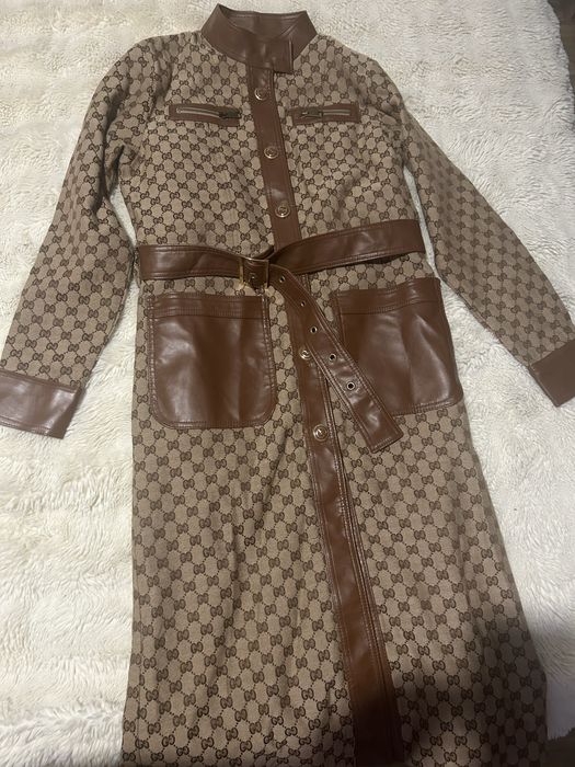 Pardesiu maro de toamna