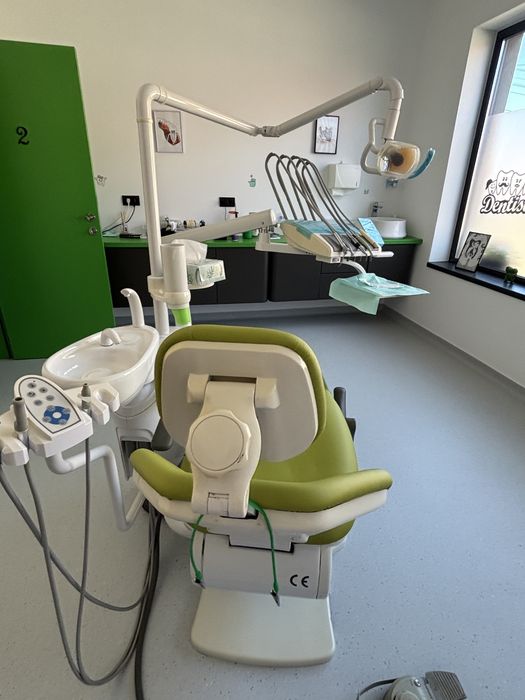 Unit dentar / scaun stomatologic Evotech de la Poka