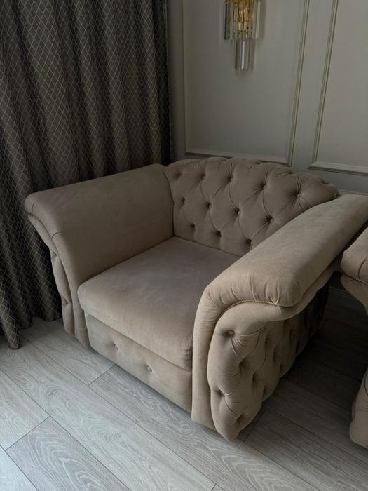 Диван с креслами