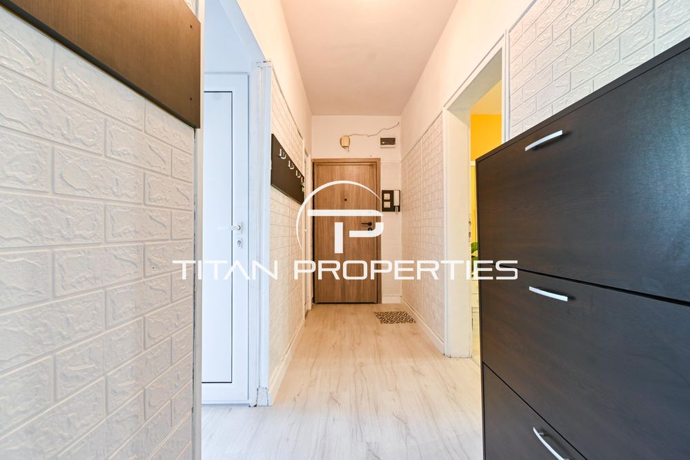 Дава се под наем Тристаен апартамент в София, Младост 1 - 88 кв.м за 700 € - Снимка #12