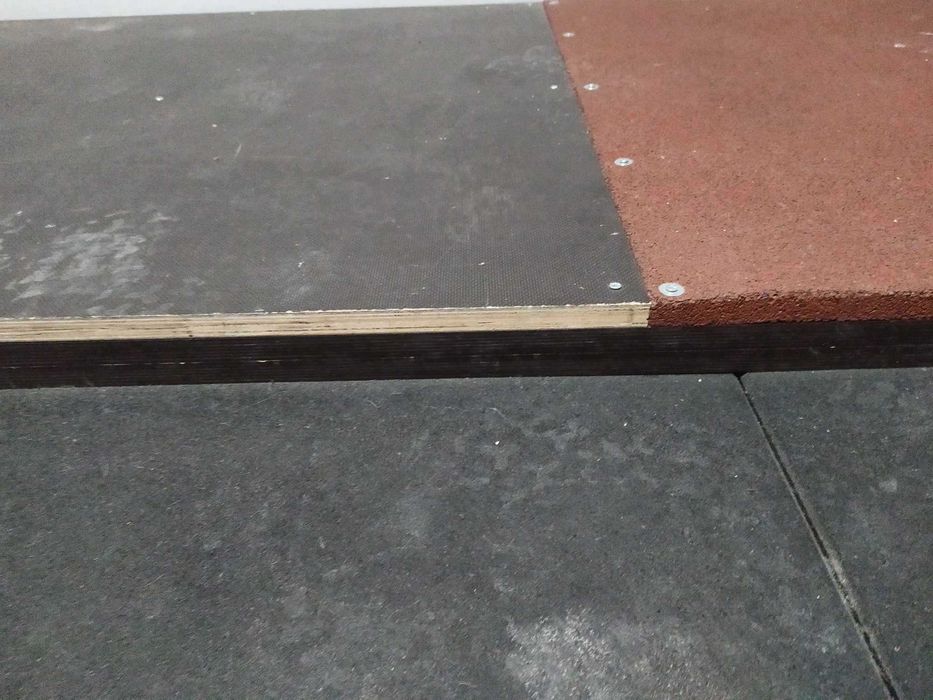 Подиум/платформа за вдигане на тежести/щанги/тяга