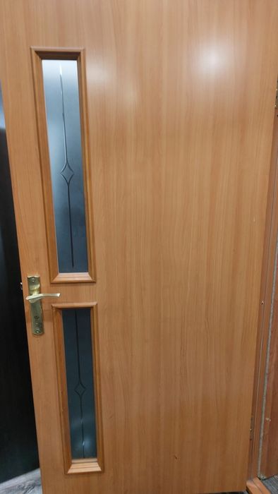 Срочно продам дверь.