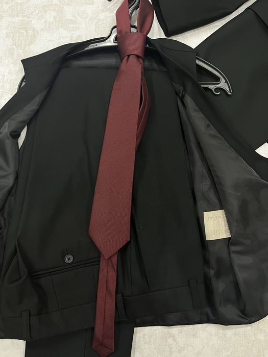 Продам костюм,48 го размера