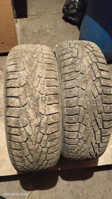 Продам шипы р16  состояние отличное