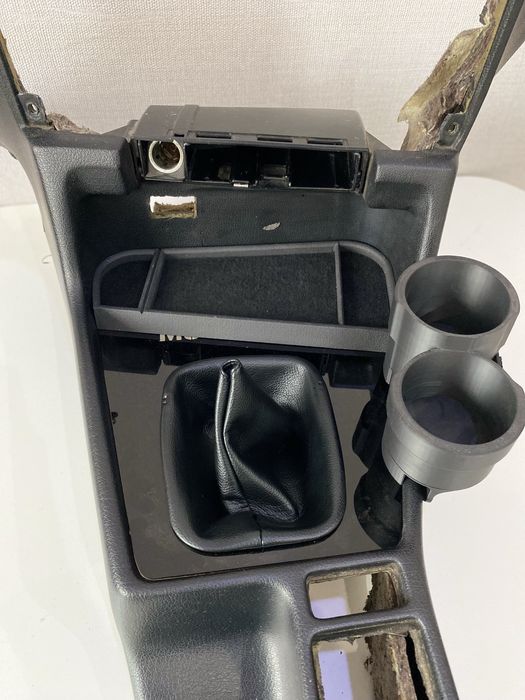 Монетница на панель кпп BMW E34