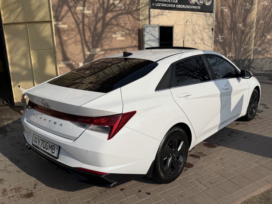 Hyundai Elantra 1,6 L 2022 yil