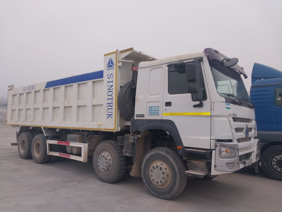 2 та Howo Sarakanojka 40 tonnalik sotiladi.