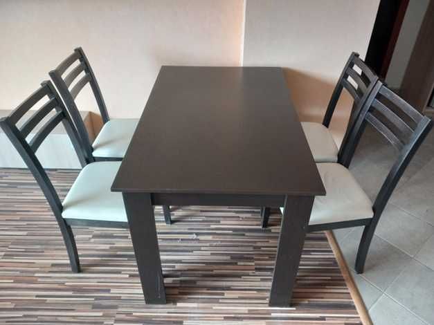 маса със столове /хотелско обзавеждане/стол