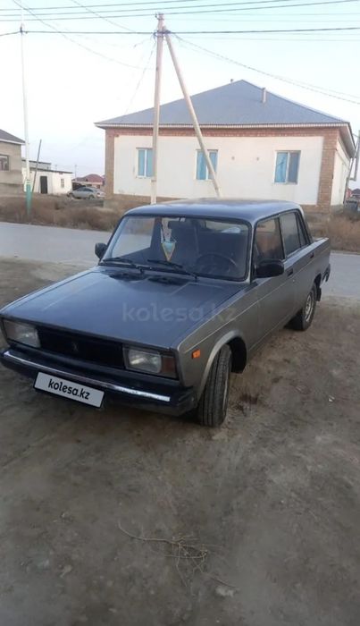 Срочно продам машину.
