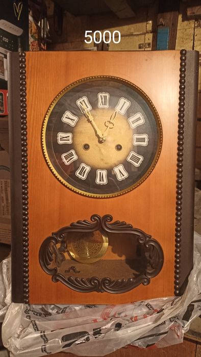 Срочно продам часы