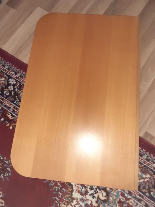 Masuta de perete